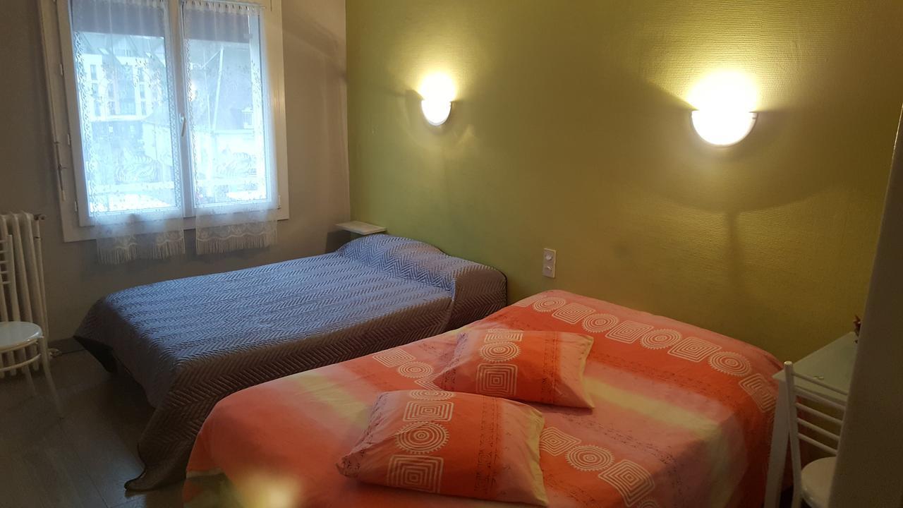 Hotel Des Voyageurs Mayenne Εξωτερικό φωτογραφία