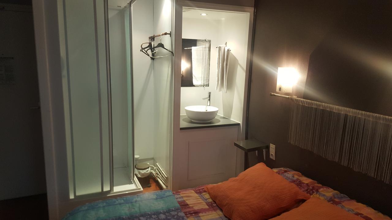 Hotel Des Voyageurs Mayenne Εξωτερικό φωτογραφία